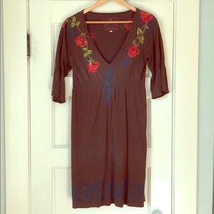 Brown, embroidered dress or tunic